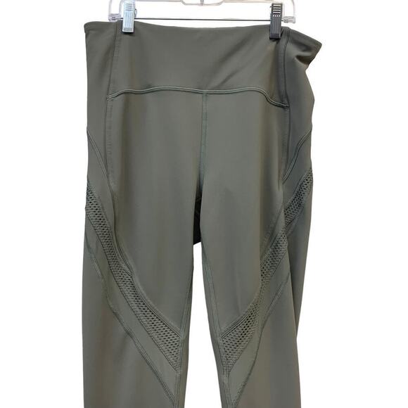 Lululemon Bootcamp Ready Tight 25" Green Sage SZ 10 - Picture 3 of 8